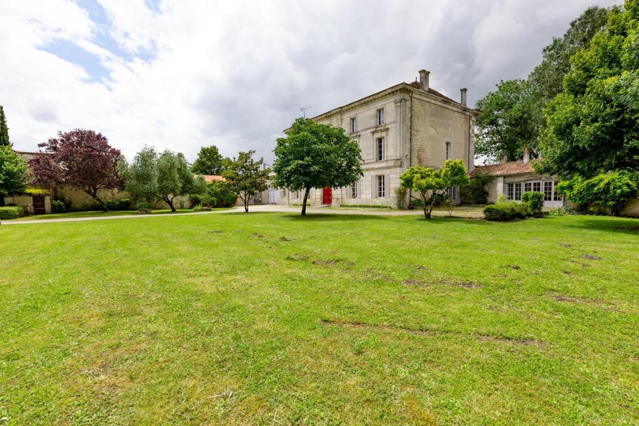 Domaine De Pladuc Bed & Breakfast Lachaise Luaran gambar