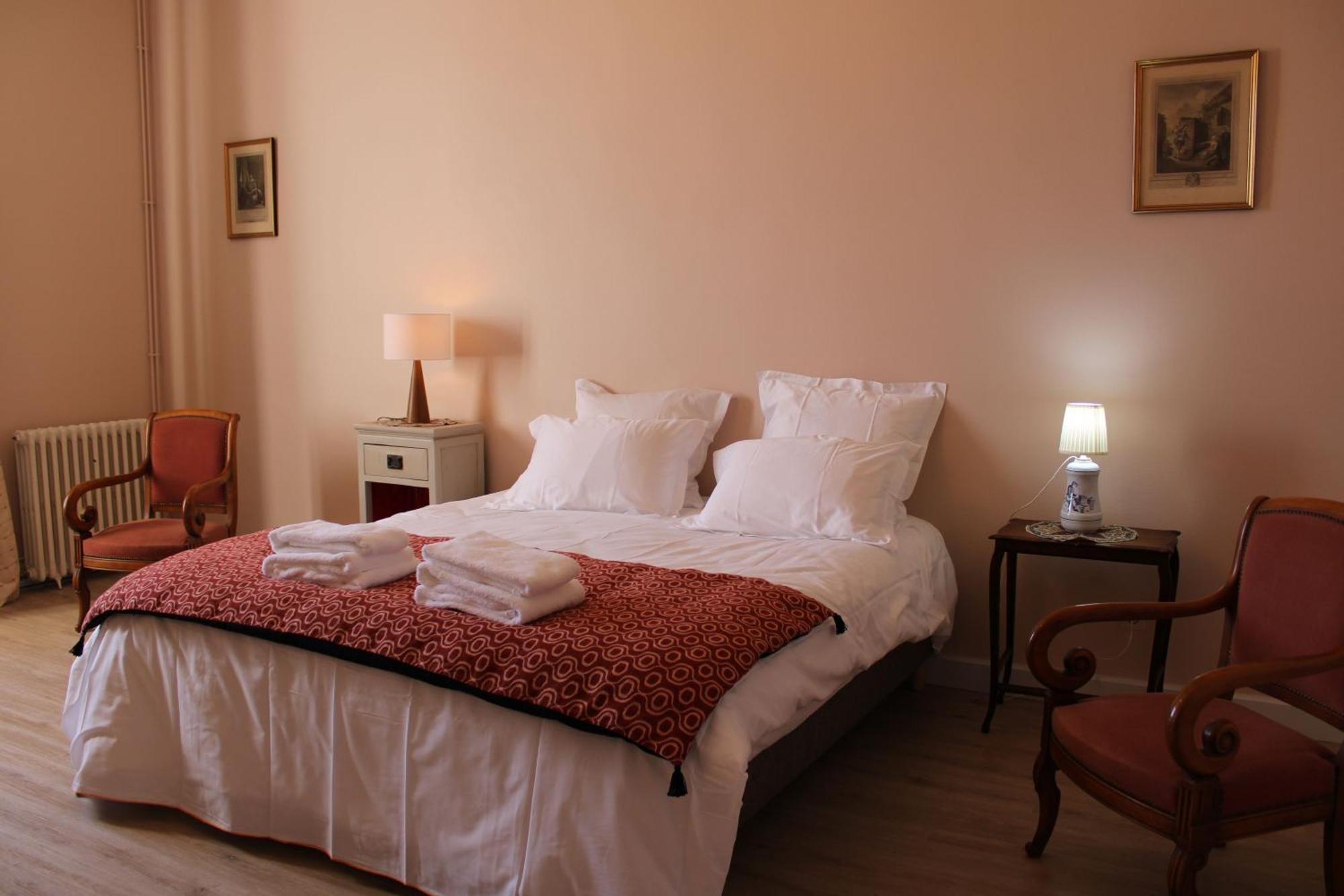 Domaine De Pladuc Bed & Breakfast Lachaise Luaran gambar